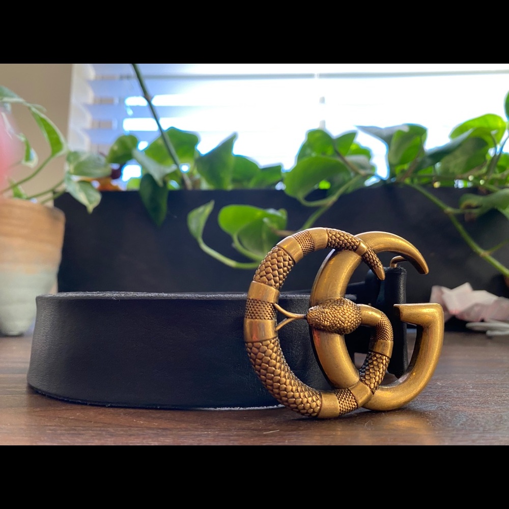 Gucci Black Leather belt with Double G buckle with snake